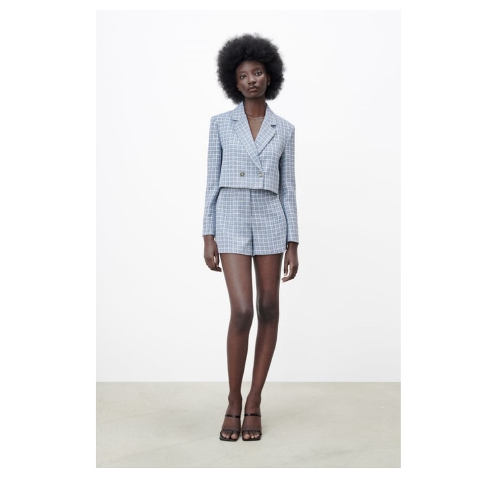 Never worn zara blue patterned cropped blazer and short set